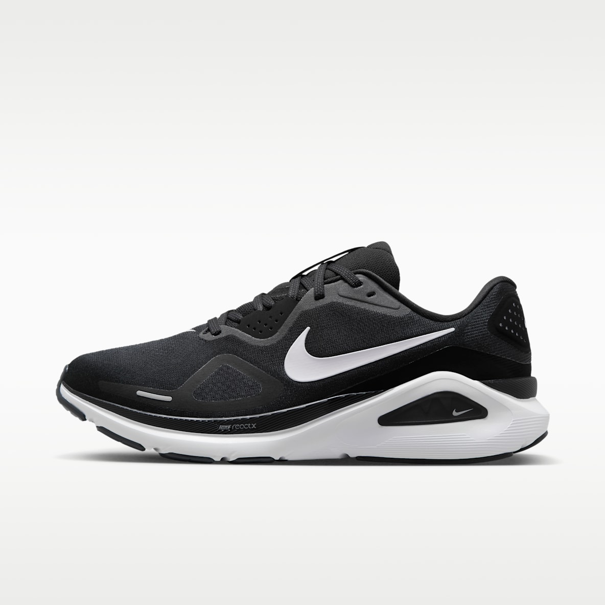 Nike Structure 26