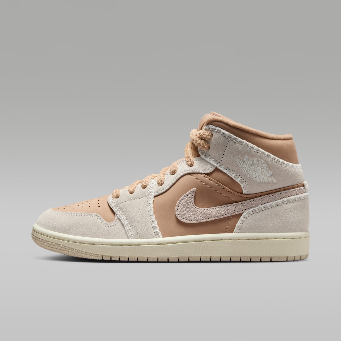 Air Jordan 1 Mid SE
